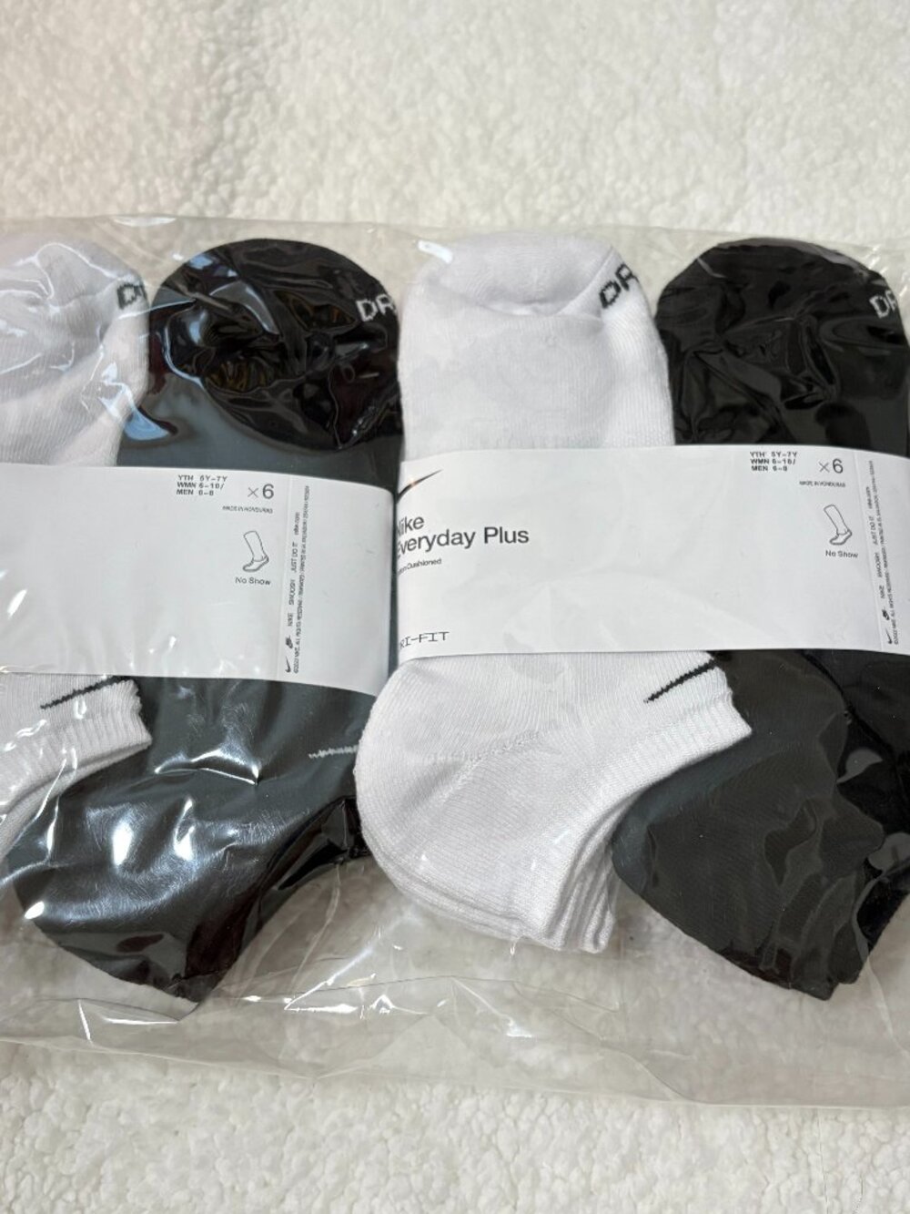 Nike Everyday Plus Dri-Fit NWT No Show Sock 12 pack in Size M(m:6-8,w:6-10)